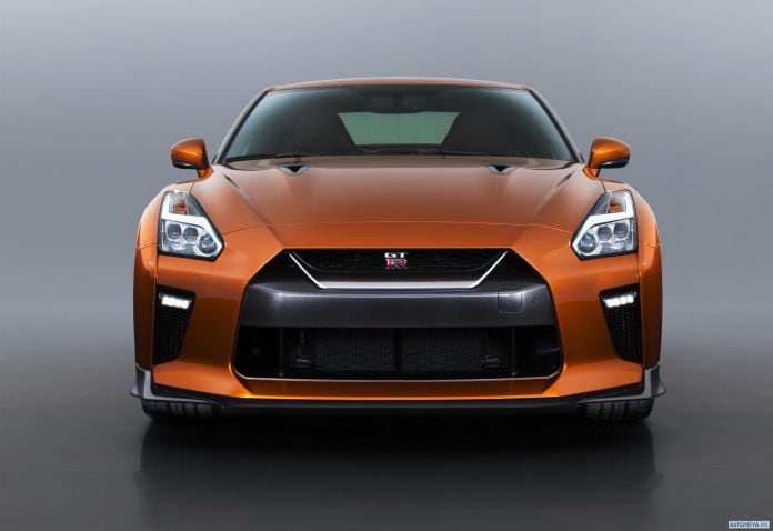 2017 Nissan GT-R - фотография 26 из 43