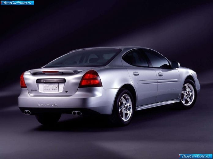 2004 Pontiac Grand Prix Gtp - фотография 16 из 34