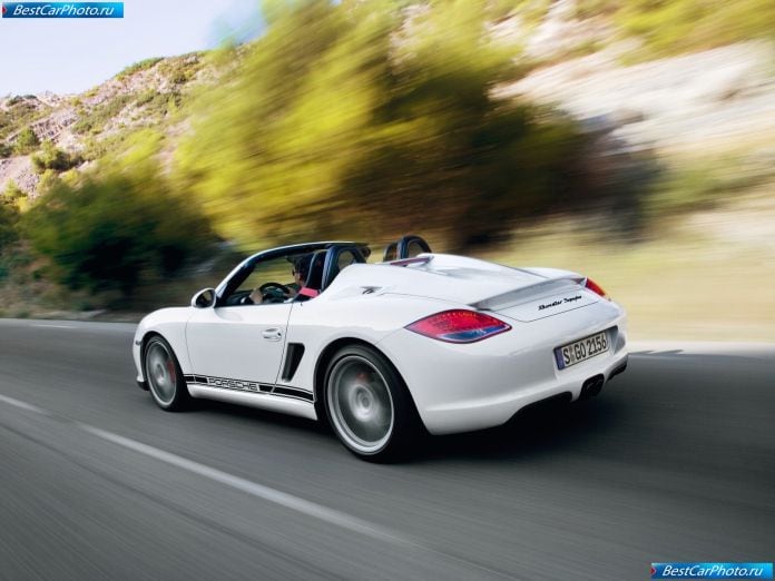 2010 Porsche Boxster Spyder - фотография 46 из 69