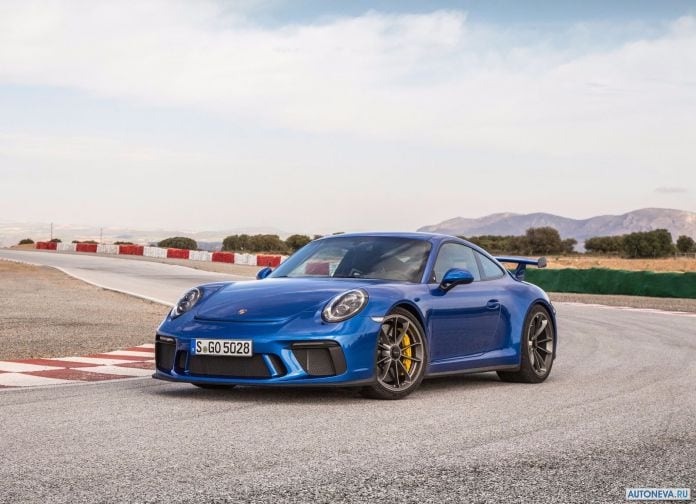 2018 Porsche 911 GT3 - фотография 18 из 224