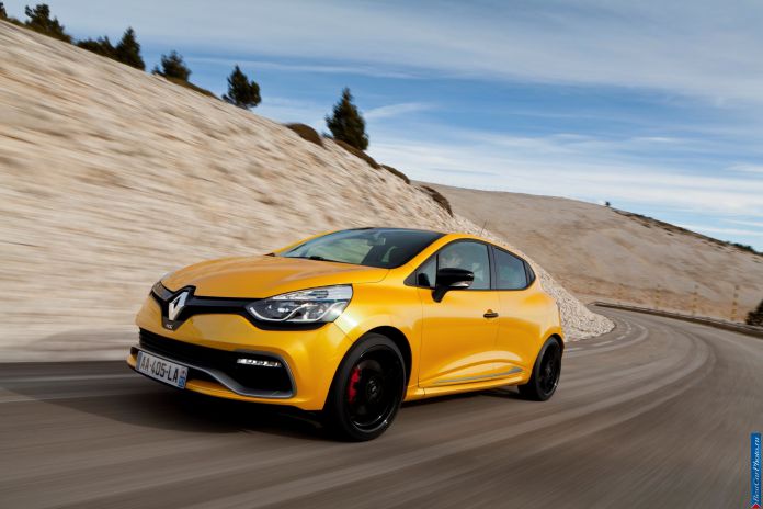 2013 Renault Clio RS 200 - фотография 21 из 49