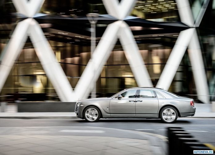 2015 Rolls-Royce Ghost Series II - фотография 43 из 115