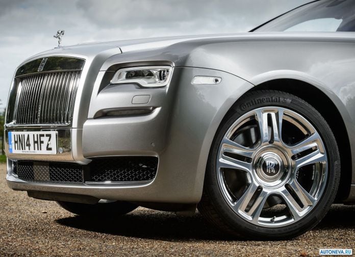 2015 Rolls-Royce Ghost Series II - фотография 100 из 115