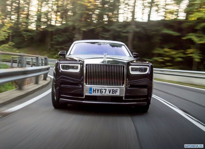 2018 Rolls-Royce Phantom - фотография 84 из 178