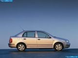 skoda_2001-fabia_sedan_1600x1200_005.jpg