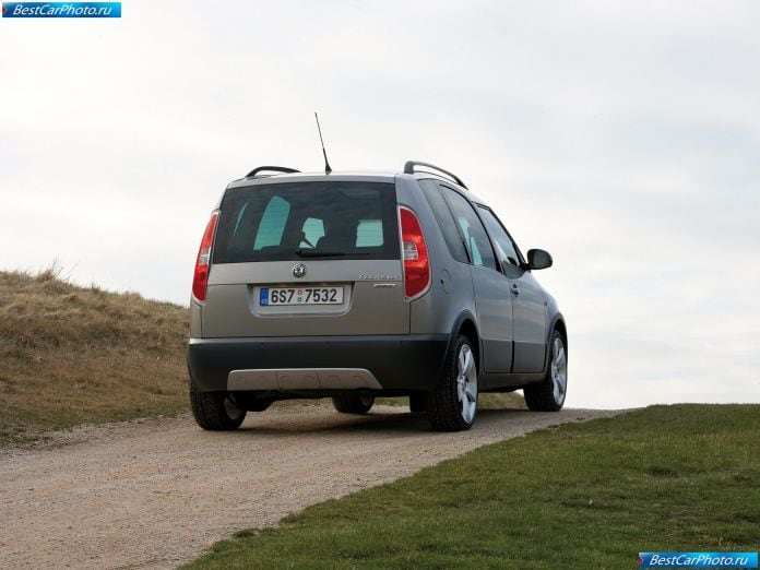 2007 Skoda Roomster Scout - фотография 23 из 23