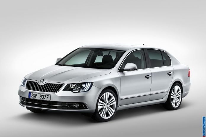 2014 Skoda Superb - фотография 22 из 39