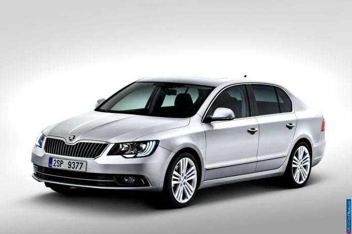 2014 Skoda Superb - фотография 23 из 39