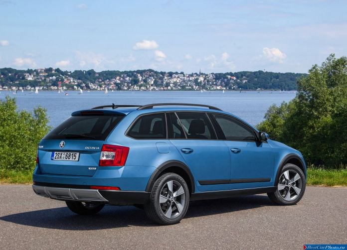 2015 Skoda Octavia Scout - фотография 9 из 23