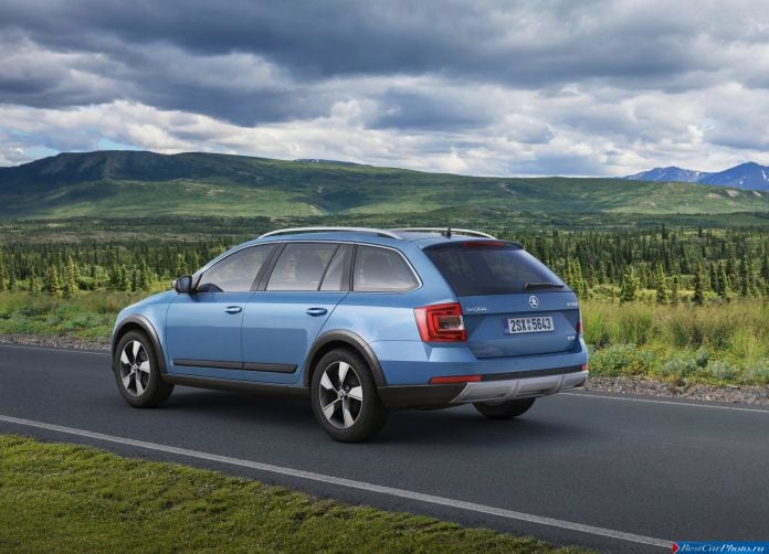 2015 Skoda Octavia Scout - фотография 10 из 23