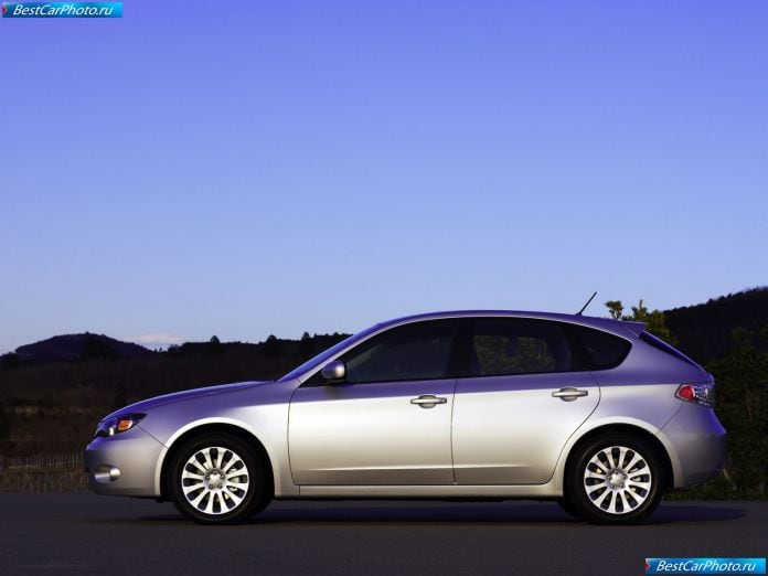 2008 Subaru Impreza 5-door - фотография 24 из 39