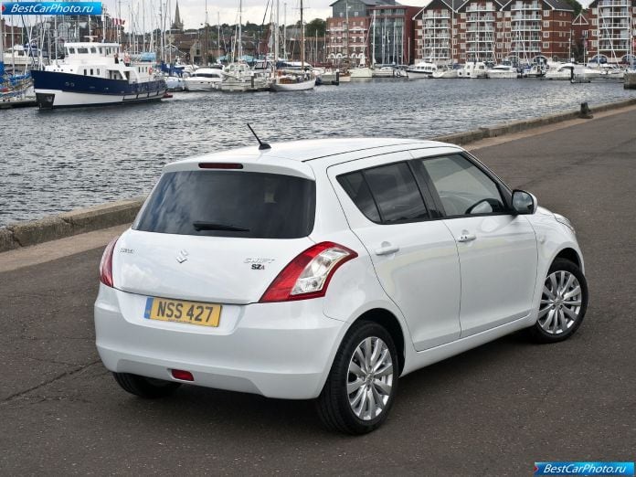 2011 Suzuki Swift - фотография 25 из 49