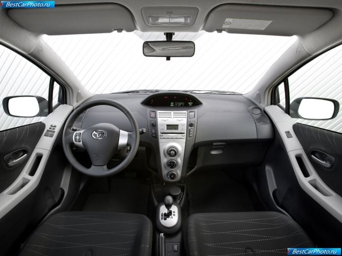 2006 Toyota Yaris - фотография 83 из 120