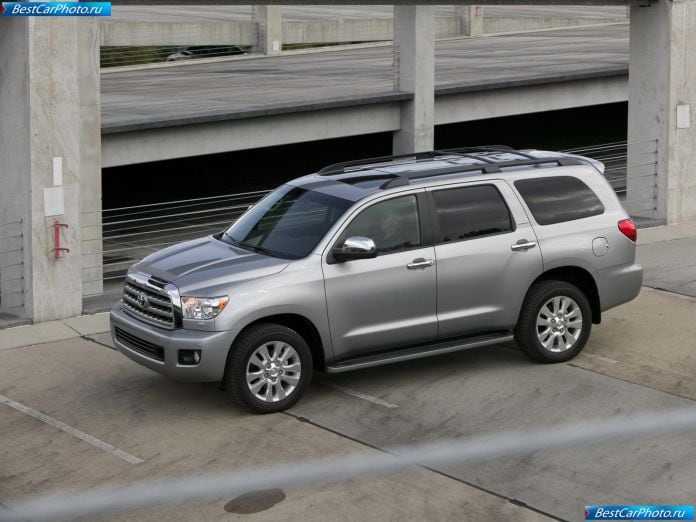 2008 Toyota Sequoia - фотография 10 из 82