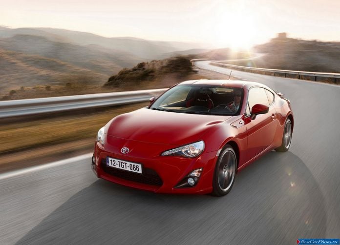 2013 Toyota GT 86 - фотография 15 из 104