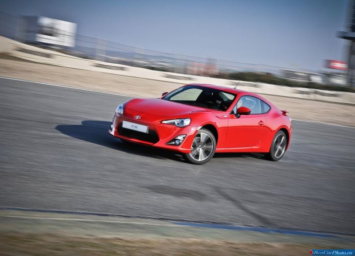 2013 Toyota GT 86 - фотография 28 из 104