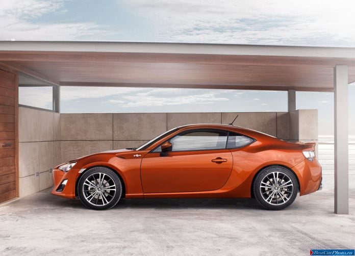 2013 Toyota GT 86 - фотография 37 из 104