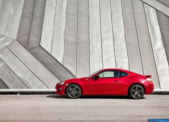 2013 Toyota GT 86 - фотография 41 из 104