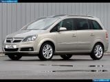 vauxhall_2005-zafira_1600x1200_012.jpg