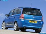 vauxhall_2005-zafira_vxr_1600x1200_014.jpg