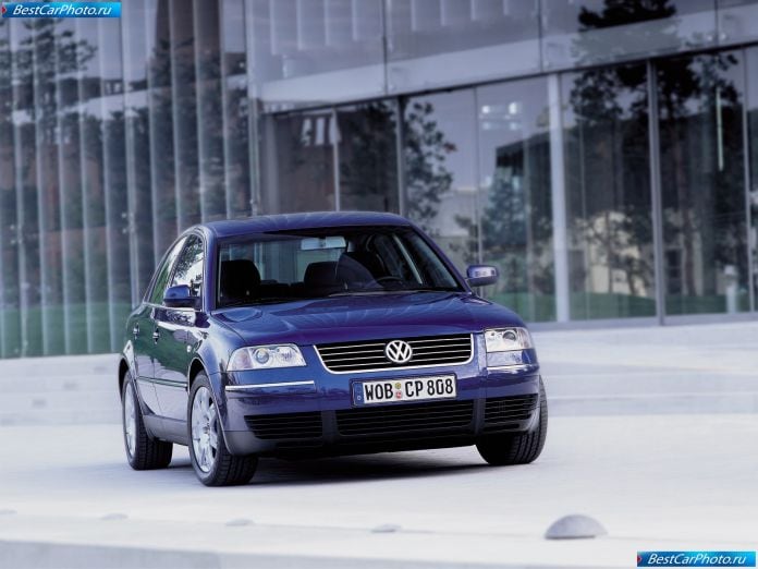 2000 Volkswagen Passat - фотография 1 из 8