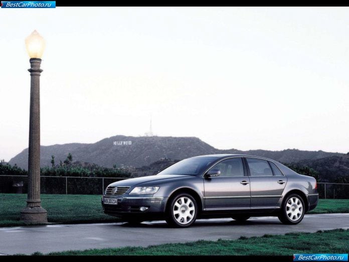 2002 Volkswagen Phaeton - фотография 28 из 107