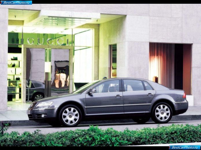 2002 Volkswagen Phaeton - фотография 47 из 107