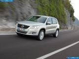 volkswagen_2008-tiguan_1600x1200_041.jpg