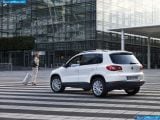 volkswagen_2008-tiguan_1600x1200_071.jpg