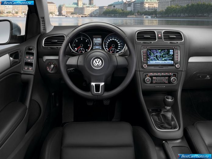 2009 Volkswagen Golf - фотография 68 из 88