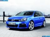 volkswagen_2010-golf_r_1600x1200_001.jpg