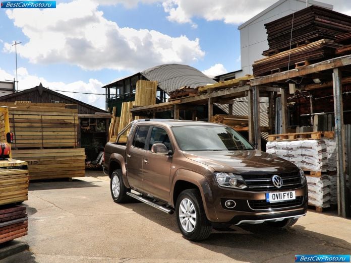 2011 Volkswagen Amarok - фотография 34 из 156