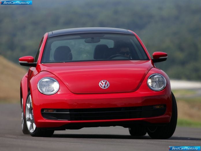 2012 Volkswagen Beetle - фотография 44 из 84