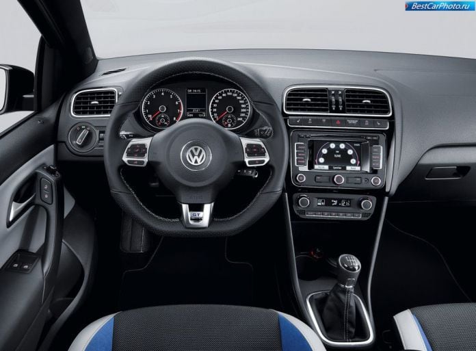 2013 Volkswagen Polo BlueGT - фотография 5 из 8