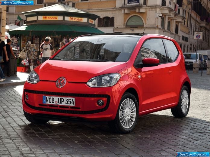 2013 Volkswagen Up - фотография 21 из 87