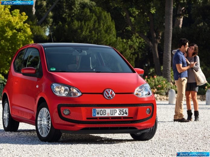 2013 Volkswagen Up - фотография 26 из 87