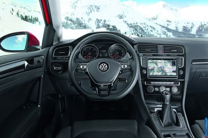 2013 Volkswagen Golf 4motion - фотография 16 из 20