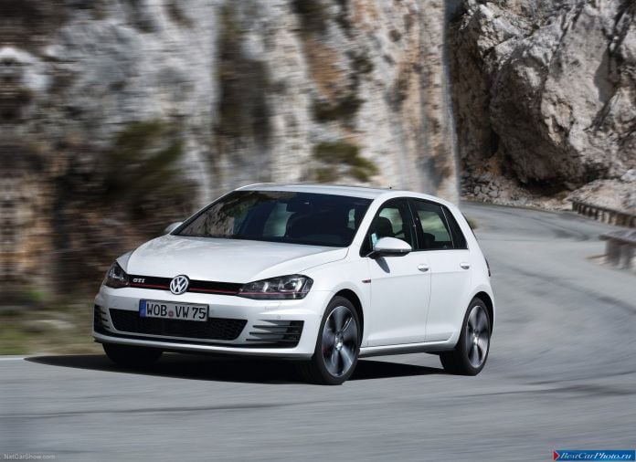 2014 Volkswagen Golf GTI - фотография 13 из 54