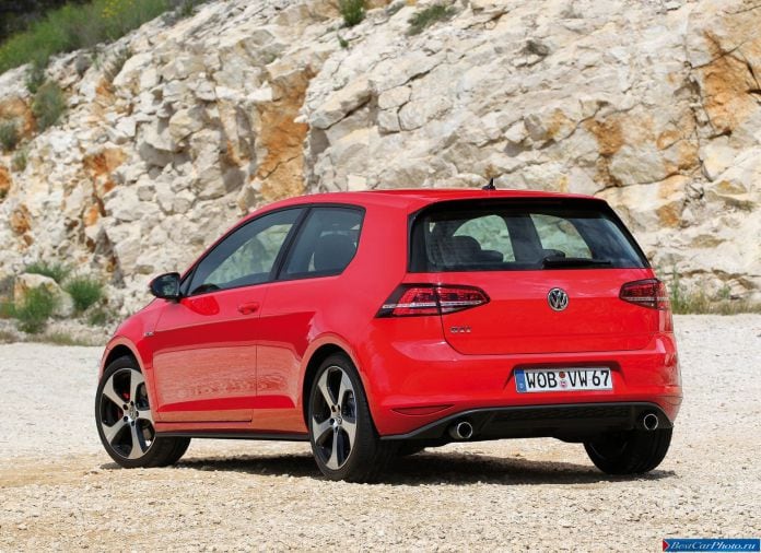 2014 Volkswagen Golf GTI - фотография 29 из 54