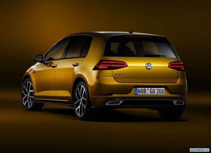 2017 Volkswagen Golf - фотография 43 из 84