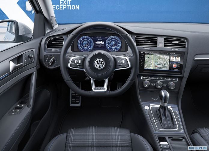 2017 Volkswagen Golf - фотография 51 из 84