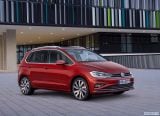 volkswagen_2018_golf_sportsvan_002.jpg