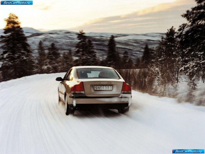 2002 Volvo S60 Awd - фотография 9 из 20