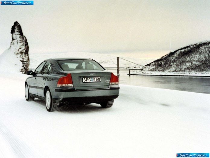 2002 Volvo S60 Awd - фотография 13 из 20