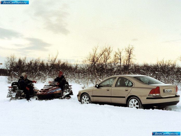 2002 Volvo S60 Awd - фотография 17 из 20