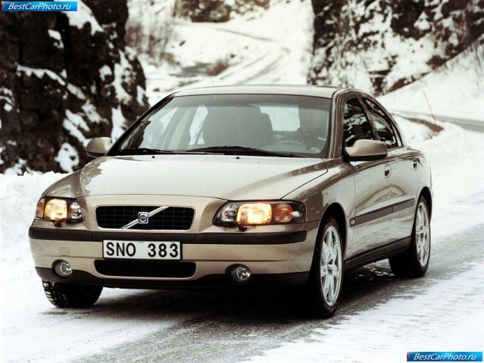 2002 Volvo S60 Awd - фотография 18 из 20