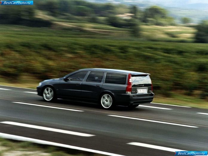 2003 Volvo V70 R - фотография 12 из 25