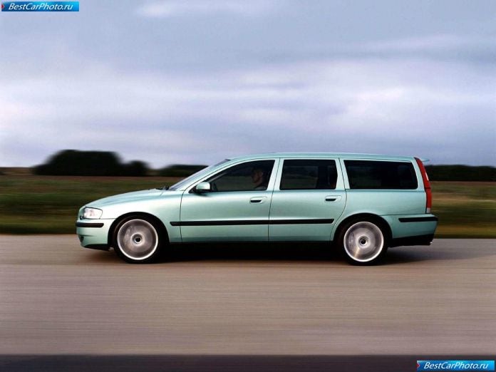 2003 Volvo V70 R - фотография 15 из 25