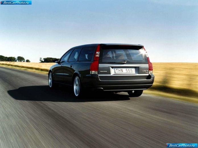 2003 Volvo V70 R - фотография 16 из 25