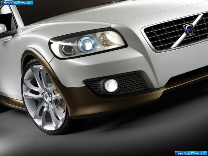 2005 Volvo C30 Design Concept - фотография 18 из 22